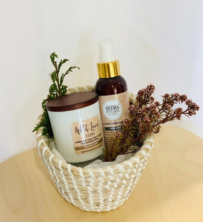 Luxury Gift Basket With Small Flower Garden Candle And Flower Garden Hand Cream